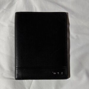 Tumi passport holder